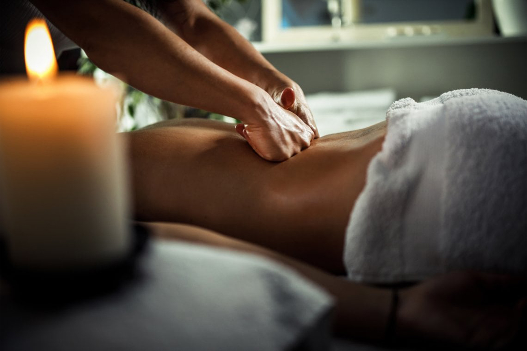 NetEvolution Estetica Naturale Beauty Massaggio Schiena Social Media